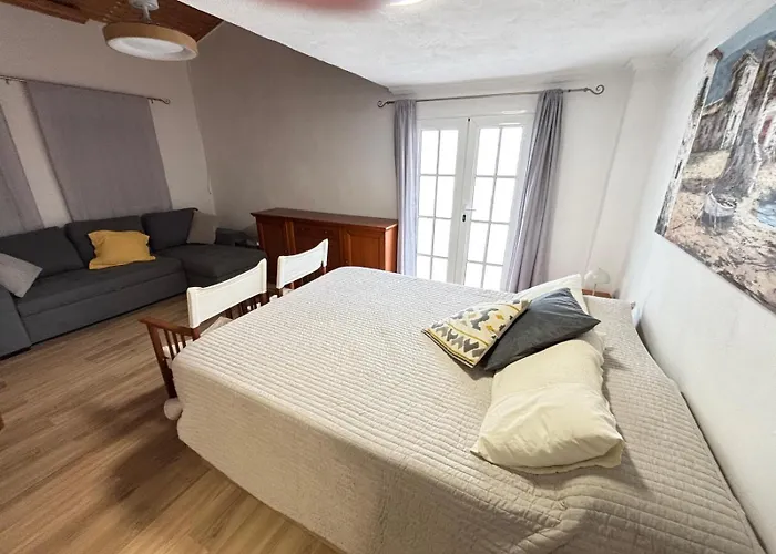 Casa Merche Holiday home *